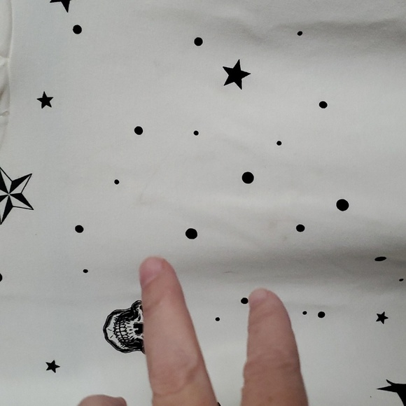 Cynthia Rowley rayon white with black skulls hoodie - Picture 2 of 5